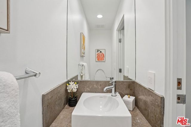 639 Pacific Street A, Santa Monica, CA 90405