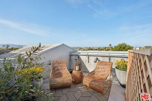 639 Pacific Street A, Santa Monica, CA 90405