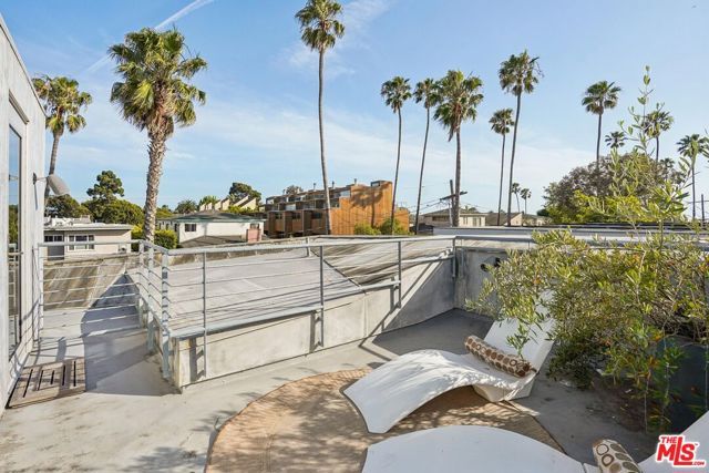 639 Pacific Street A, Santa Monica, CA 90405