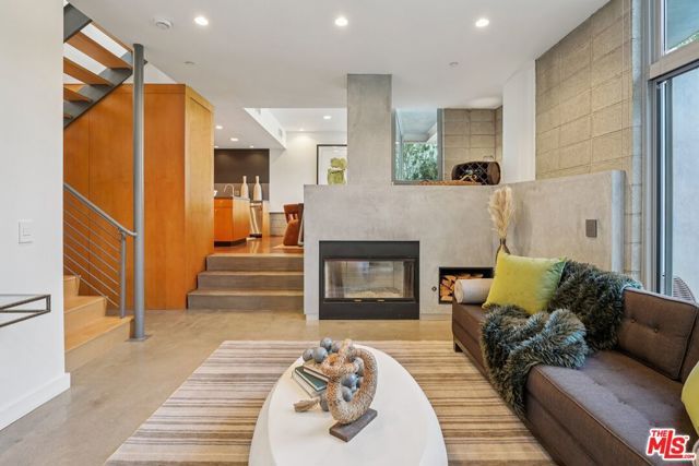 639 Pacific Street A, Santa Monica, CA 90405