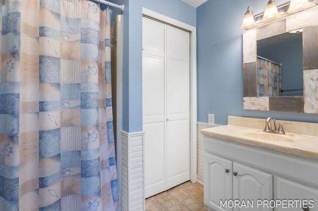 147 Brownell Street Se, Gaines Twp, MI 49548