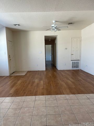 11235 TERRA LOOP RD, San Antonio, TX 78233