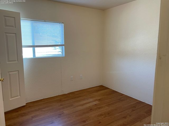 11235 TERRA LOOP RD, San Antonio, TX 78233