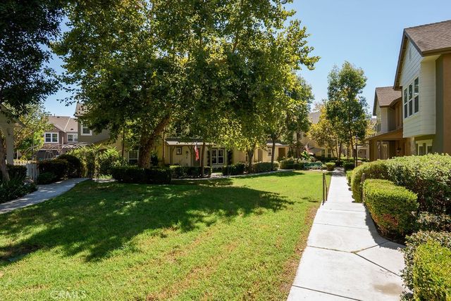 20 Orange Blossom Circle, Ladera Ranch, CA 92694