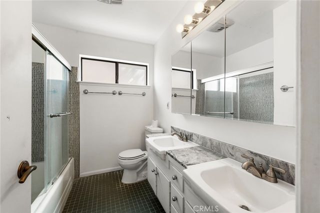 12324 Woodley, Granada Hills, CA 91344