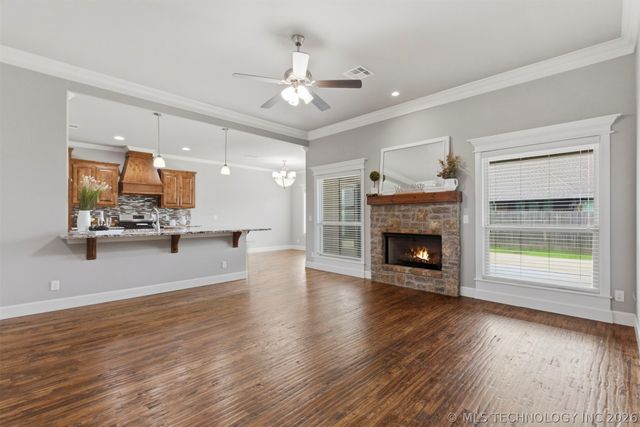 8108 N 76th East Avenue, Owasso, OK 74055