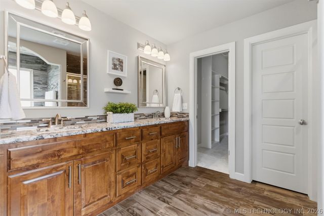 8108 N 76th East Avenue, Owasso, OK 74055