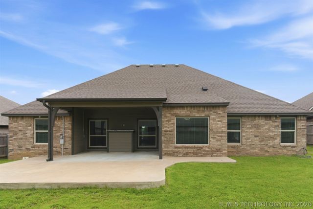 8108 N 76th East Avenue, Owasso, OK 74055