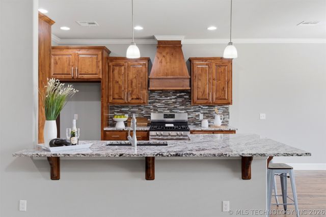 8108 N 76th East Avenue, Owasso, OK 74055