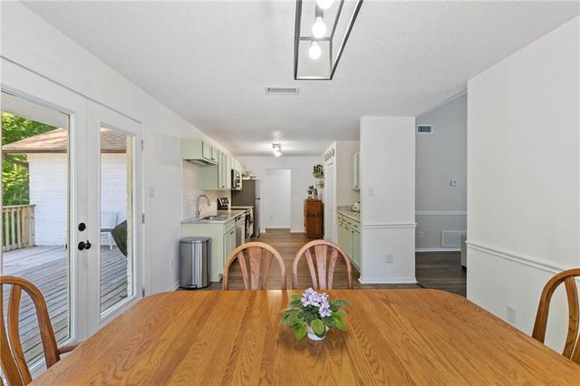1774 Princeton Woods Drive E, Mobile, AL 36618