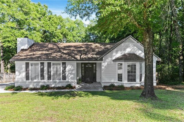1774 Princeton Woods Drive E, Mobile, AL 36618
