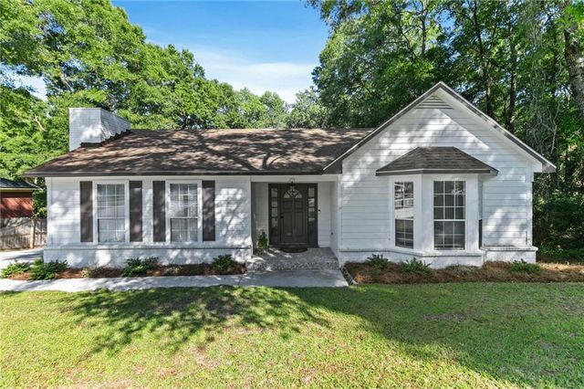 1774 Princeton Woods Drive E, Mobile, AL 36618