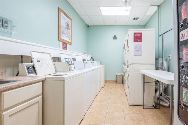 15002 WINDWARD Dr 406, Corpus Christi, TX 78418