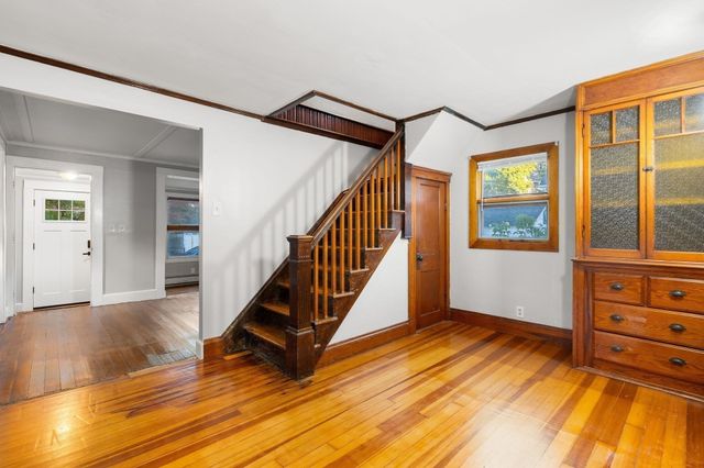6 Martin St, Saugus, MA 01906