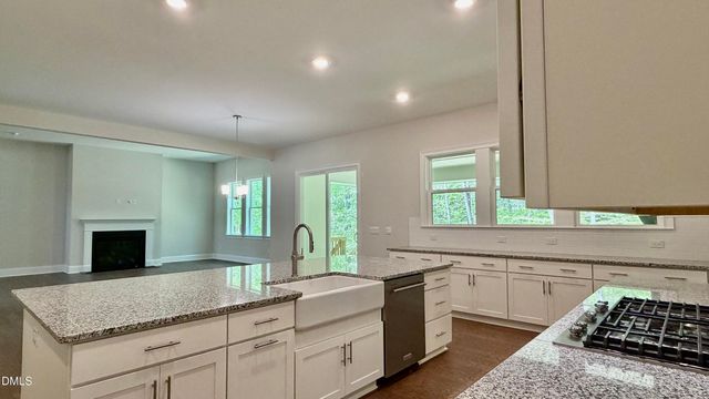 290 Twisted Oak Wa Way, Chapel Hill, NC 27517