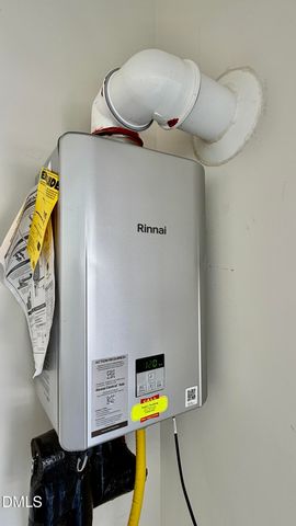 290 Twisted Oak Wa Way, Chapel Hill, NC 27517