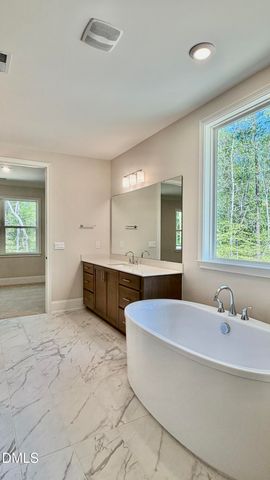 290 Twisted Oak Wa Way, Chapel Hill, NC 27517