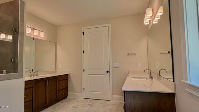 290 Twisted Oak Wa Way, Chapel Hill, NC 27517