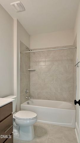 290 Twisted Oak Wa Way, Chapel Hill, NC 27517