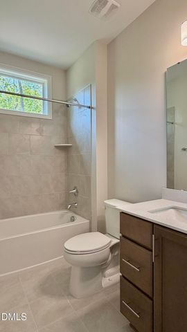 290 Twisted Oak Wa Way, Chapel Hill, NC 27517