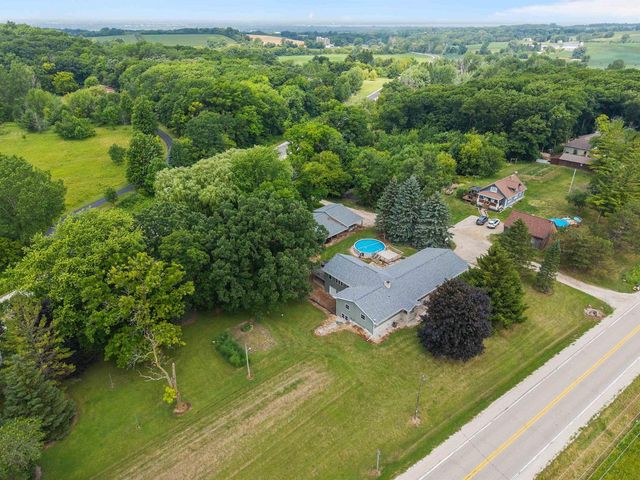 N6004 COUNTY ROAD UU, Fond Du Lac, WI 54937