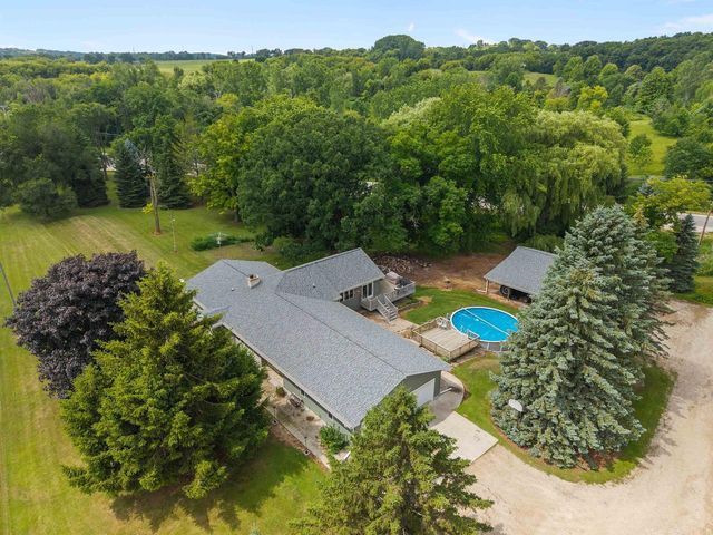 N6004 COUNTY ROAD UU, Fond Du Lac, WI 54937