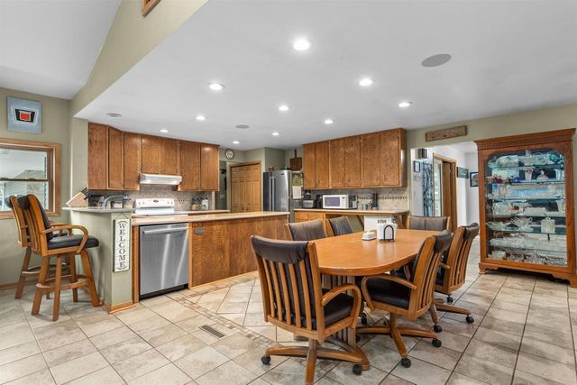 N6004 COUNTY ROAD UU, Fond Du Lac, WI 54937