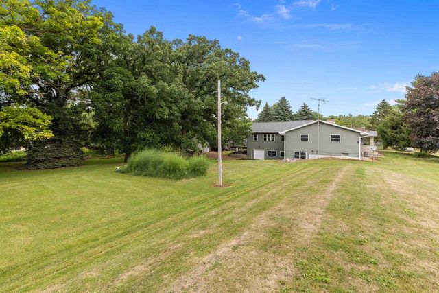 N6004 COUNTY ROAD UU, Fond Du Lac, WI 54937
