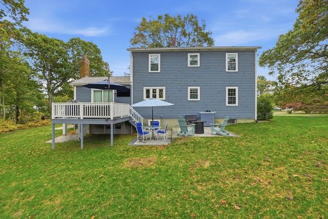 50 Blackmount Dr, Marshfield, MA 02050