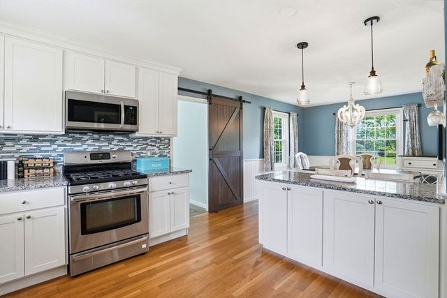 50 Blackmount Dr, Marshfield, MA 02050