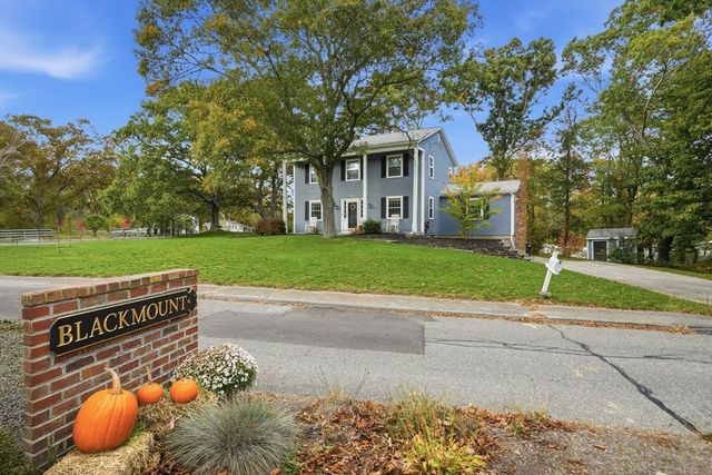 50 Blackmount Dr, Marshfield, MA 02050
