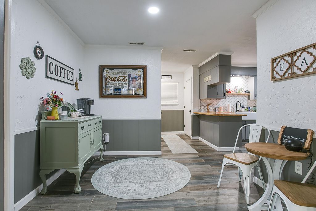 Image 14 of property listing at 101 Camino Real Street, San Angelo, TX 76904