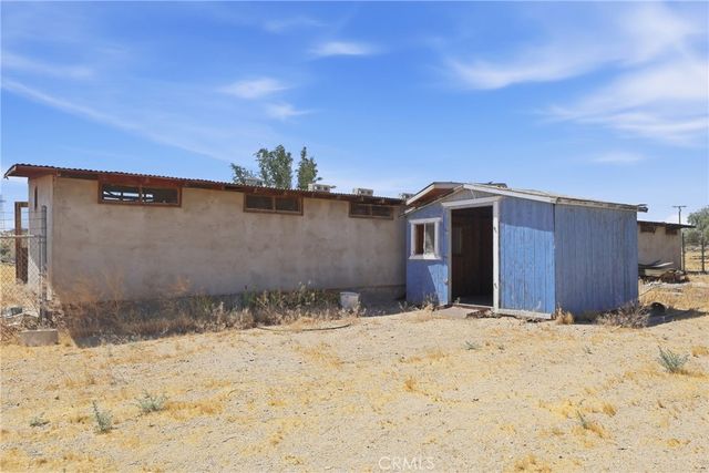 19859 Anahola Road, Helendale, CA 92342