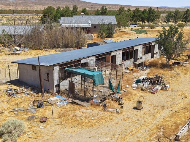 19859 Anahola Road, Helendale, CA 92342