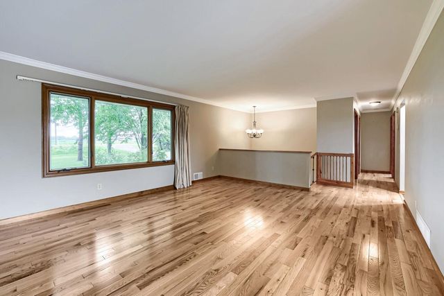 26463 Olinda Trail, Lindstrom, MN 55045
