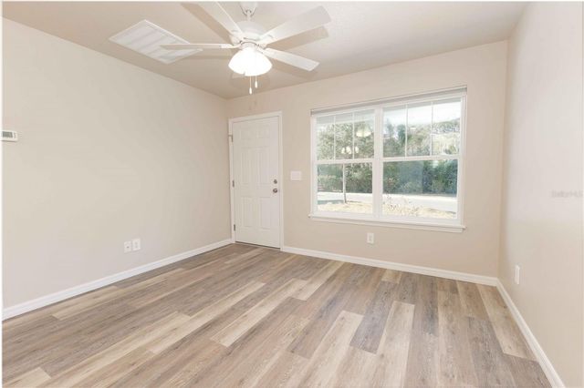 1324 COTTAGE CIRCLE, Tavares, FL 32778