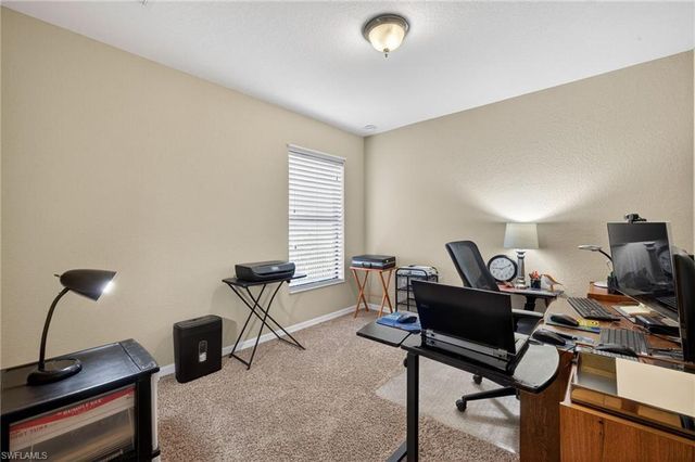 228 NW 32nd PL, Cape Coral, FL 33993