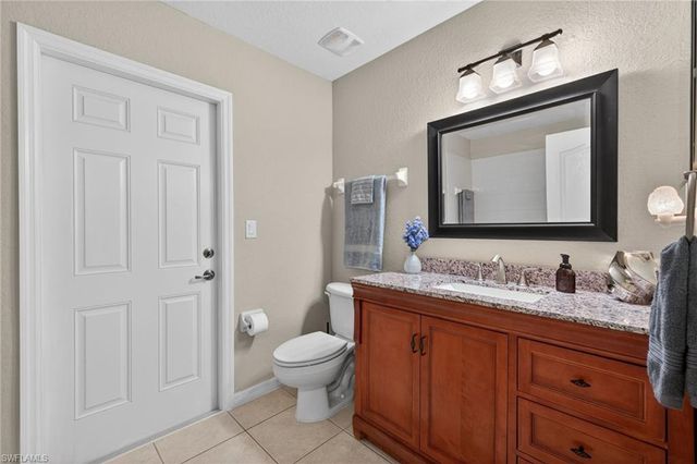 228 NW 32nd PL, Cape Coral, FL 33993