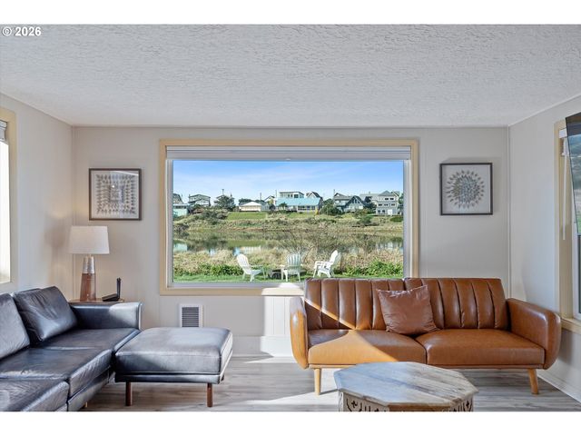 35160 Rueppell Ave, Pacific City, OR 97135