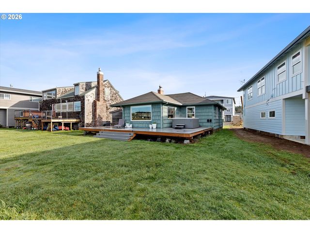 35160 Rueppell Ave, Pacific City, OR 97135