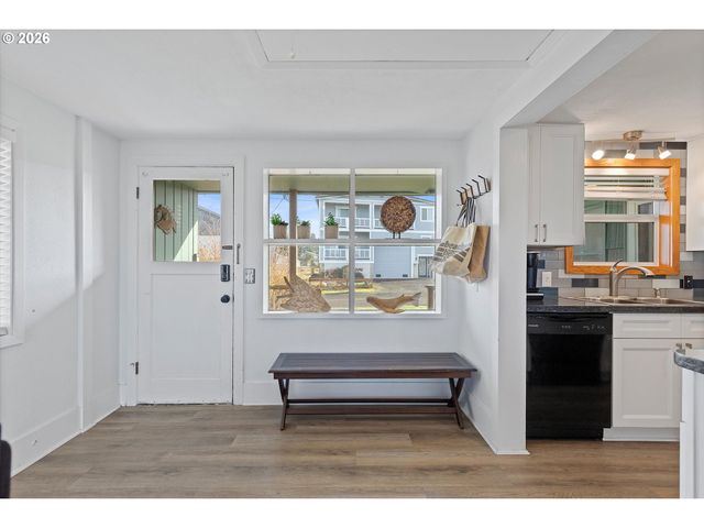 35160 Rueppell Ave, Pacific City, OR 97135