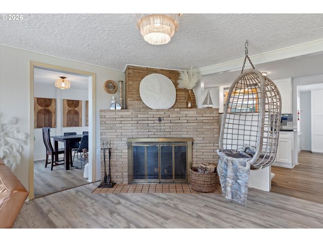 35160 Rueppell Ave, Pacific City, OR 97135