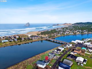 35160 Rueppell Ave, Pacific City, OR 97135