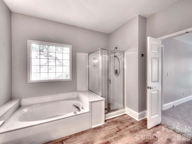 16009 Cranleigh Drive, Huntersville, NC 28078