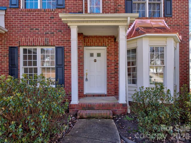 16009 Cranleigh Drive, Huntersville, NC 28078