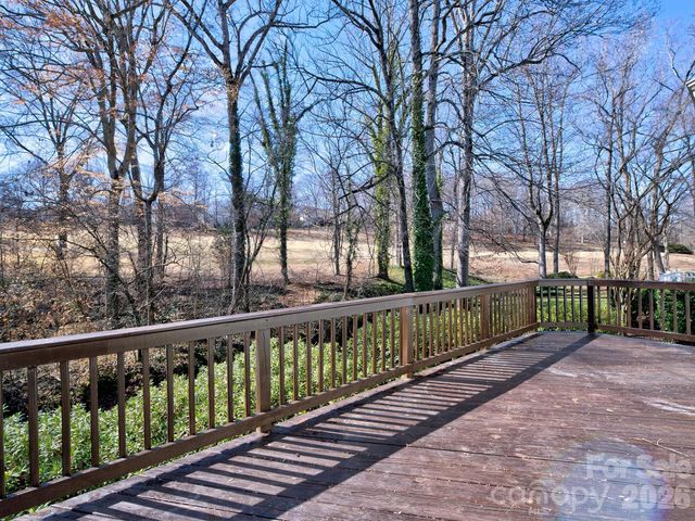 16009 Cranleigh Drive, Huntersville, NC 28078