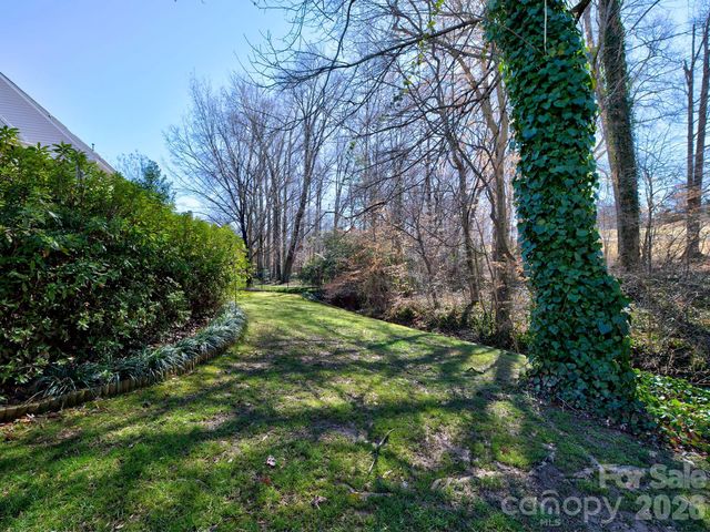 16009 Cranleigh Drive, Huntersville, NC 28078