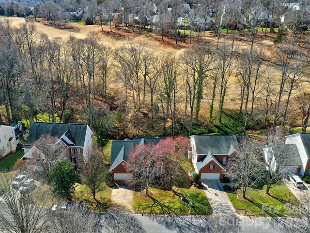 16009 Cranleigh Drive, Huntersville, NC 28078