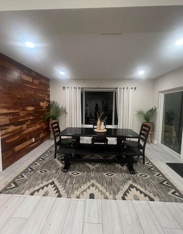 460 SW 55th Avenue, Plantation, FL 33317