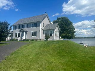 390 Wagner Point Road, Alburgh, VT 05440